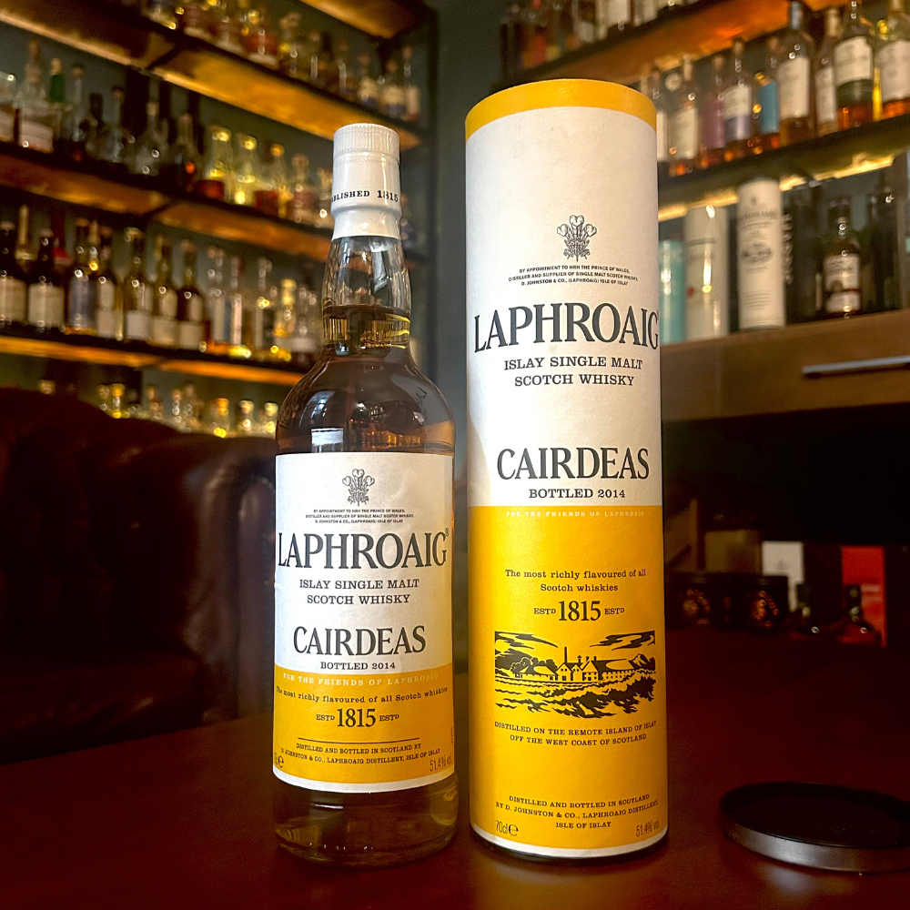 Laphroaig_Cairdeas_2014_Amontillado_Whisky_Bar