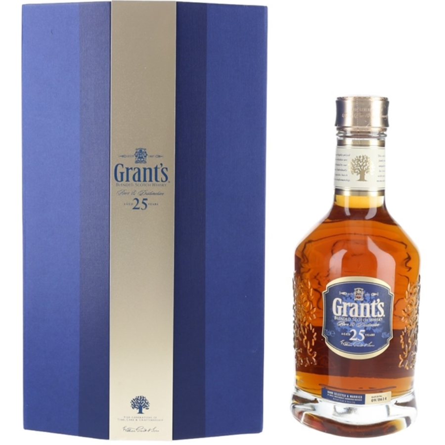 Grant's 25 Year Old Rare & Distinctive blended Scotch whisky with original blue presentation case